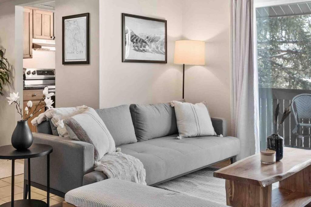 Cozy Top Floor Condo With Mountain Views Παρκ Σίτι Εξωτερικό φωτογραφία
